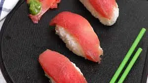 Tuna Nigiri